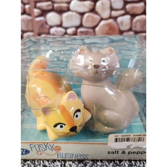 BW Boston Warehouse Frisky Business Cats Salt and Pepper Shaker Set - Picture 2 of 9